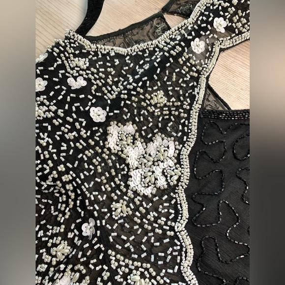 Stunning Laurence Kazar Long Sleeve Beaded Silk Dress - Picture 11 of 16